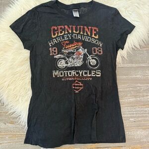 Harley-Davidson Black Tee with Motorcycle Graphic Graceland Memphis TN